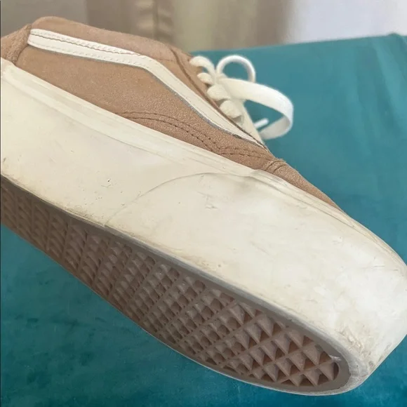 Vans Women's Beige and White Sneakers Wm 5.5 men 4 - Picture 10 of 10